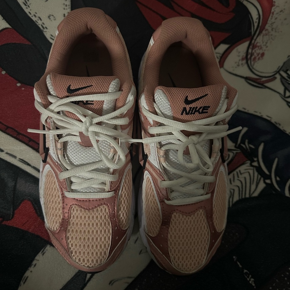 Nike rnr V5 ‘Washed coral’